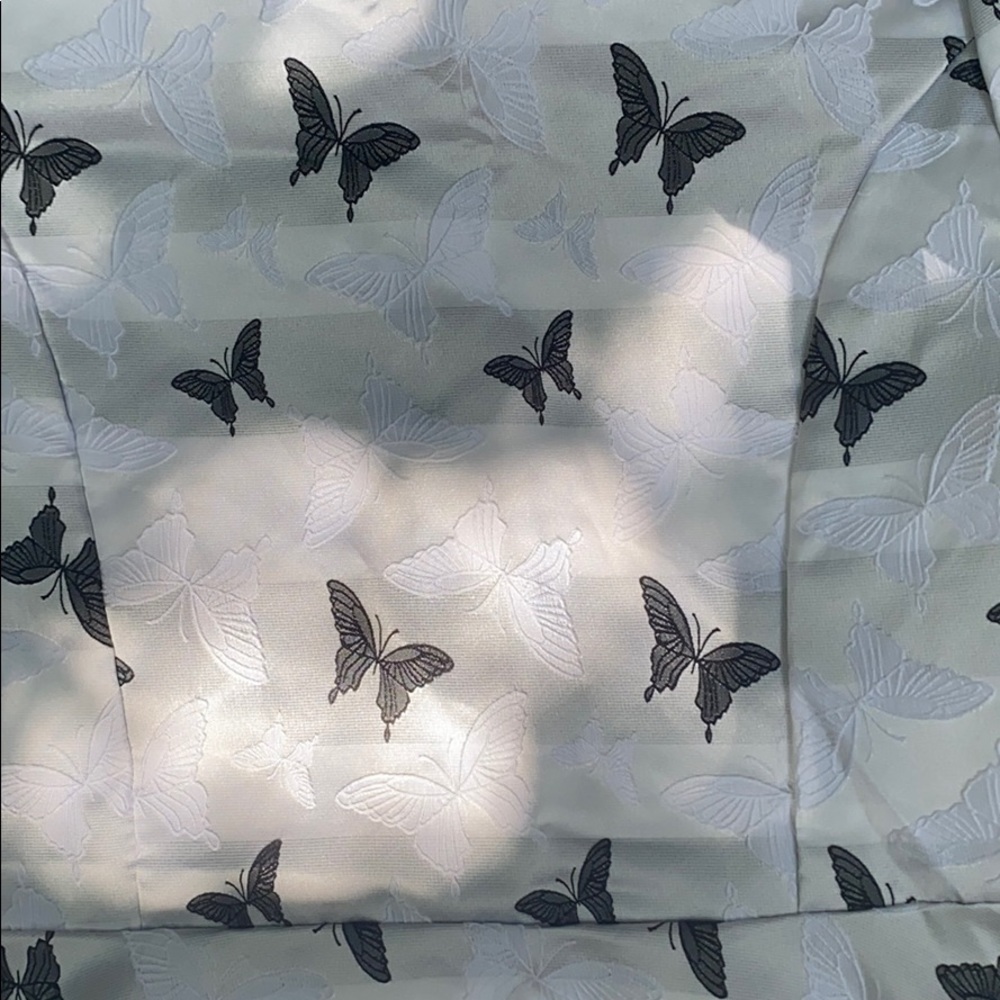 Butterfly Dress - Picture 4 of 4